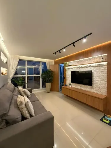 AB| Apartamento no Edifício Vivendas | Ponta do Farol | Andar Alto | Projetado e Climatiza