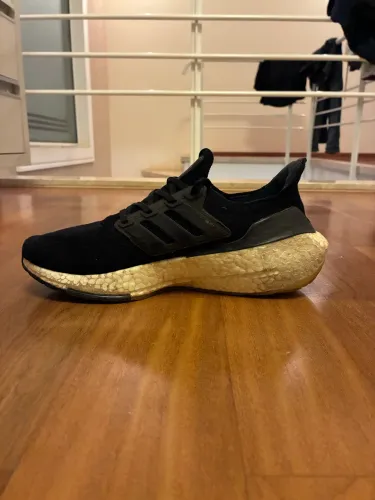 Tênis Adidas Ultraboost 21 Original usado