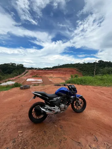 Vendo ou troco CB Twister 2021