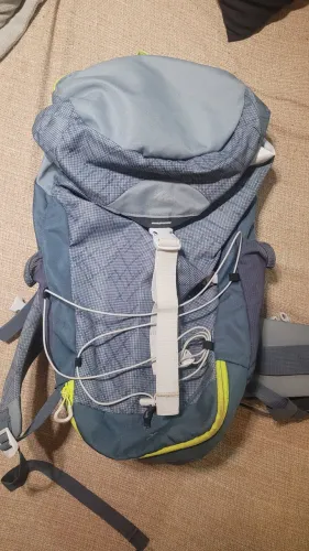 Mochila 20 litros Quechua - Ataque