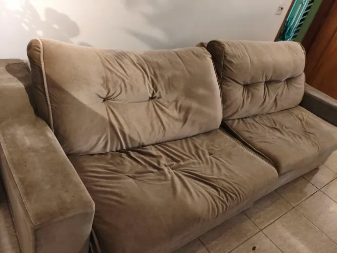 Sofá retrátil suede