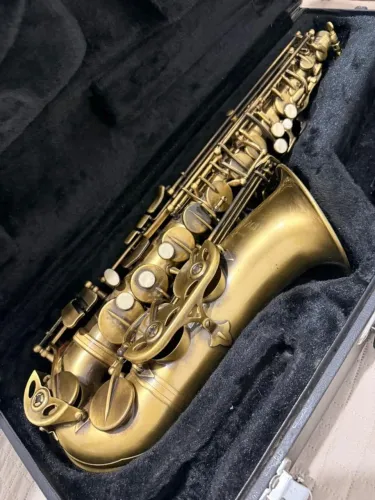 Sax alto eagle envelhecido 