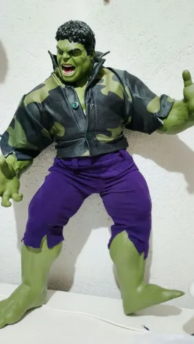 Boneco Hulk Articulado.