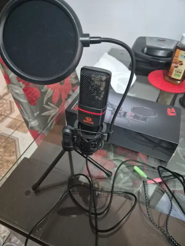 Microfone condensador Redragon