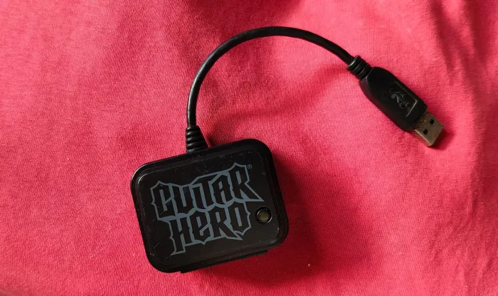 Dongle guitarra guitar hero 5 testado e funcionando perfeitamente envio olx