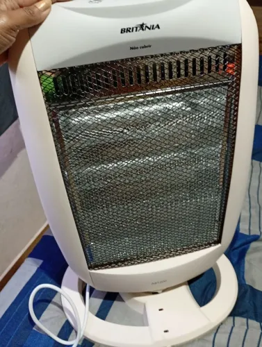 Aquecedor Britânia nunca usado.