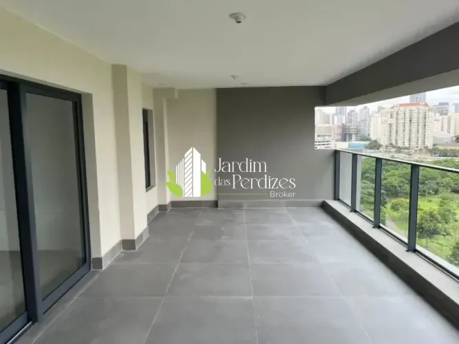Apartamento com 3 Suítes e Vista para o Parque no Reserva Figueiras