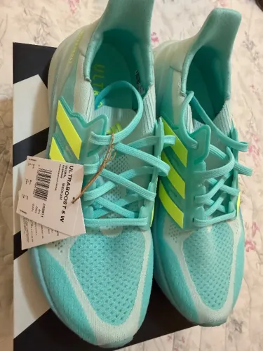 Adidas Ultraboost 5 Novo