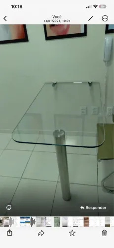 Vendo mesa de vidro pequena 
