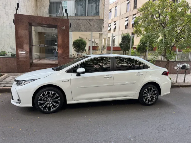 Toyota Corolla Altis Prem. Hybrid 1.8 Flex AUT 2023