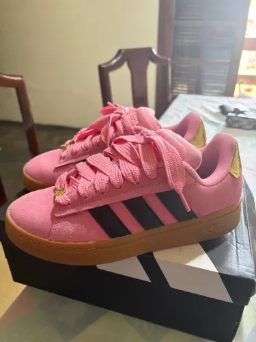 Tênis adidas grand court alpha Rosa