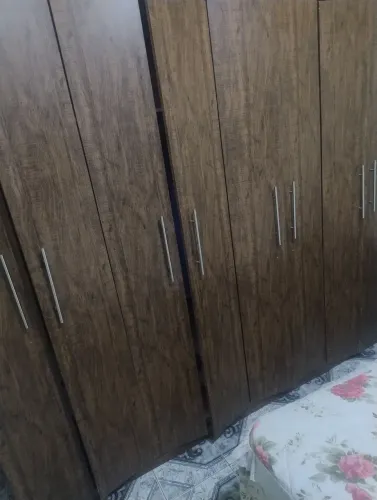 Guarda roupa de 8 portas
