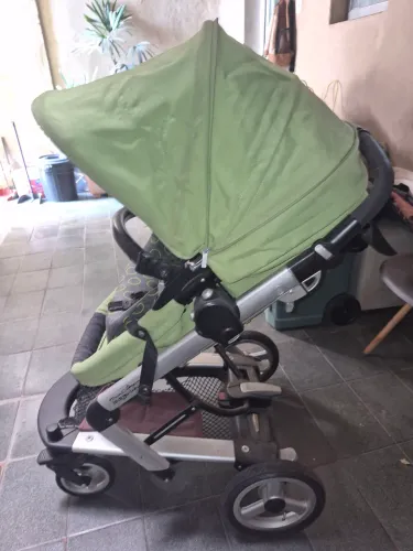 Carrinho de bebê Peg-Pérego