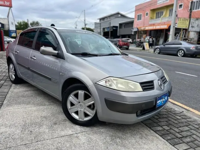 Renault Megane Sed. Expression 2.0 16V Aut. 2007