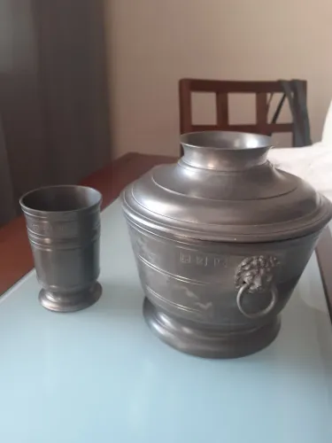 2 peças de estanho anos 60 Jhon So
