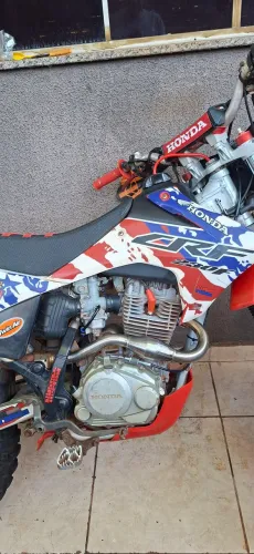 Vendo crf 230 2018