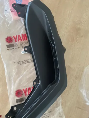 Assoalho do estribo esquerdo NMAX Yamaha Original