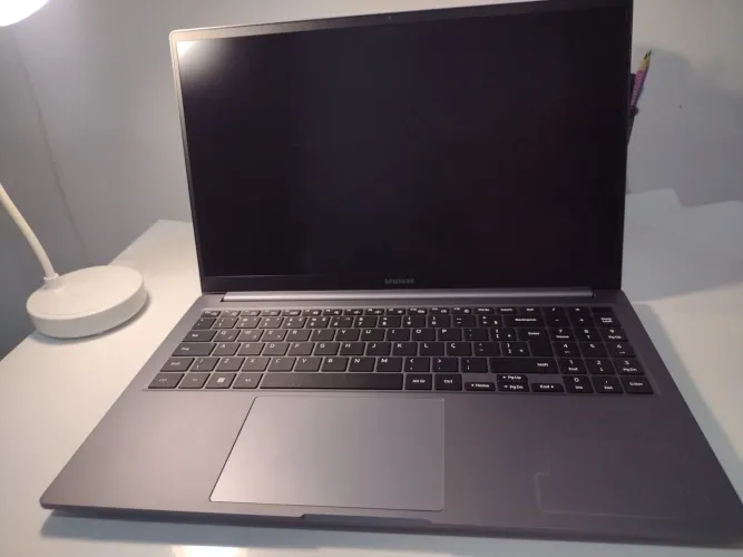 Notebook Samsung Galaxy Book4 Windows 11 Home Intel Core I3