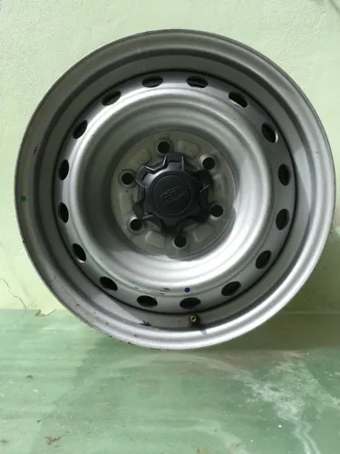 Vendo Roda de Ferro original da Ford Ranger CD