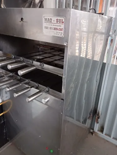 Churrasqueira a gaz de 9 espeto a venda ou troca por cervejeira!!!