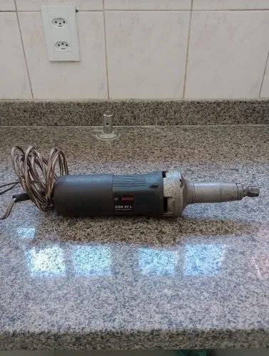 Retífica manual elétrica Bosch GGS 27 L, 500W, 220V usada, 27000rpm