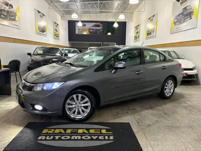 Honda Civic Sedan LXS 1.8/1.8 Flex 16V Aut. 4P 2014