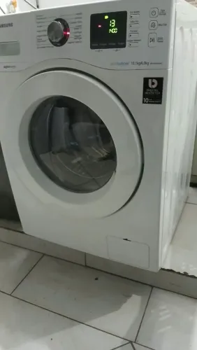 Lava e seca