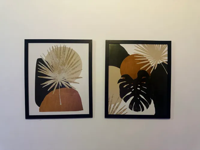 Título: Kit com 2 Quadros Decorativos - Estilo Moderno/Tropical