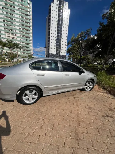 Honda City Sedan LX 1.5 Flex 16V 4P Aut. 2011