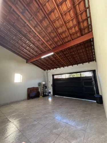 Casa Térrea para venda na Vila Industrial - Bauru-SP - 4 quartos / 1 suítes