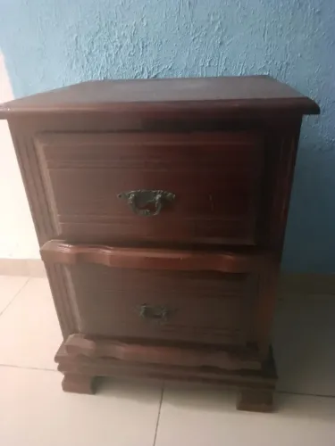2 Criado mudo madeira maciça 