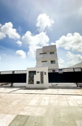 Apartamentos ( na rua do varejão da construção)