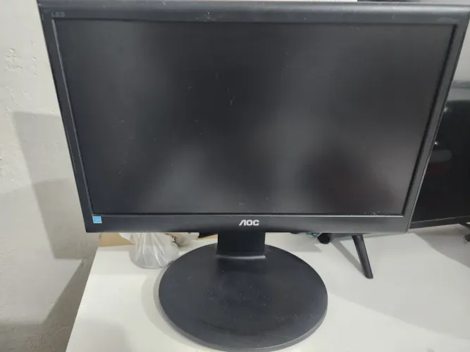 Monitor AOC