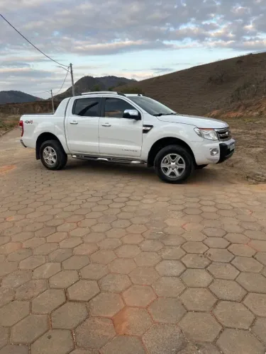 Ford Ranger Limited 3.2 20V 4X4 CD Aut. Dies. 2014