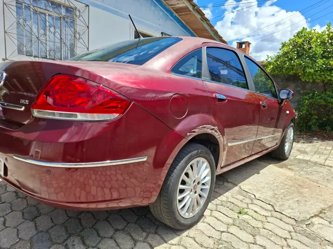 Fiat Linea 1.9/ HLX 1.9/ 1.8 Flex 16V 4P 2010