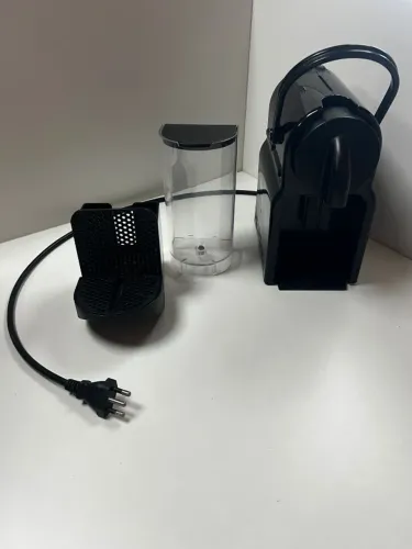 Maquina NESPRESSO mod. C61