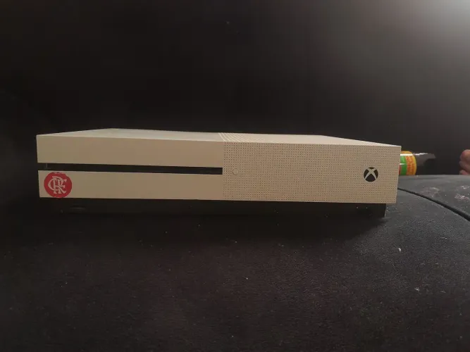 Xbox One s com defeito/troco por play 2