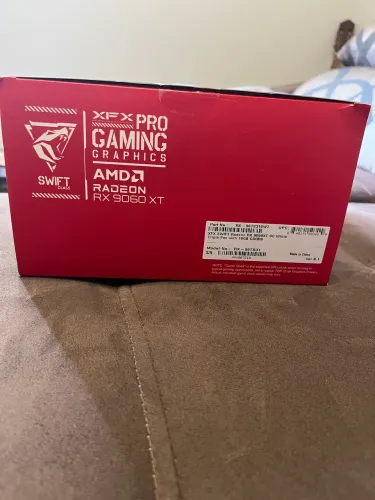 Placa de Video Radeon RX 9060 XT 16GB
