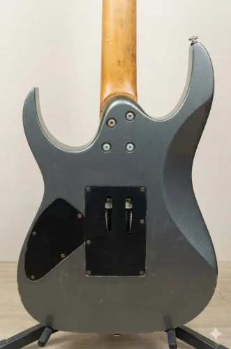 GUITARRA IBANEZ GIO