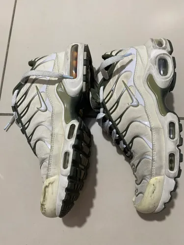 Tênis Nike TN