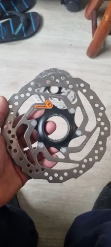 Par de disco de freio Shimano SM-RT10-S