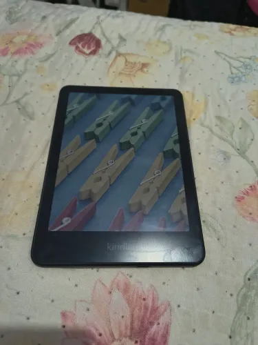 Kindle colorsoft signature edition 32 gb, ótimo estado