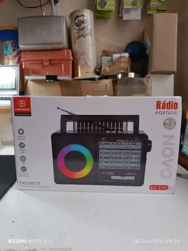 Rádio Portátil KAPBOM KA 3195 (Novo)