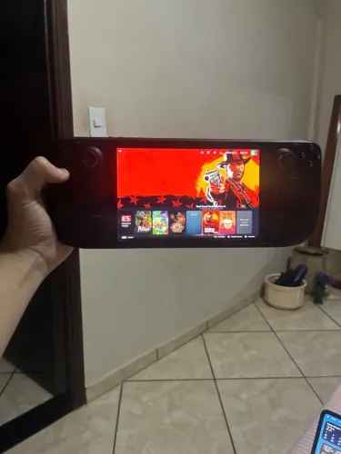 Vendo steam deck LCD 256GB 6 meses de uso