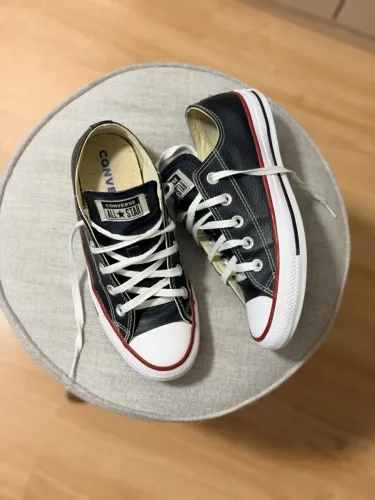 Tênis converse couro 34