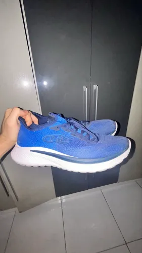 Tênis novíssimo!!