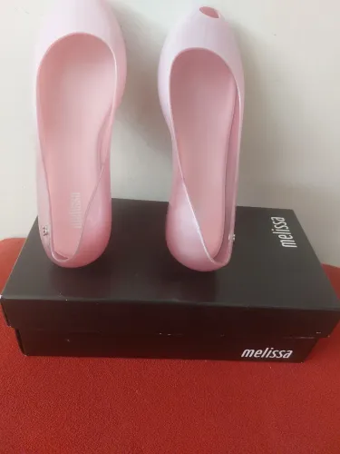 SAPATILHA NOVA = MELISSA