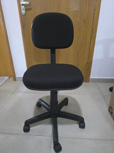 Cadeira secretária giratoria