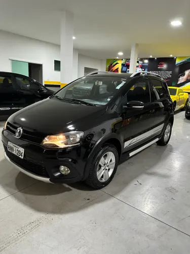 Volkswagen Crossfox 1.6 MI Total Flex 8V 5P 2011