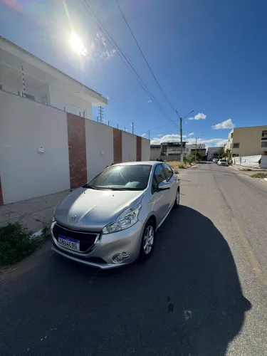 Peugeot 208 Active/active Pack 1.5 Flex 8V 5P 2016